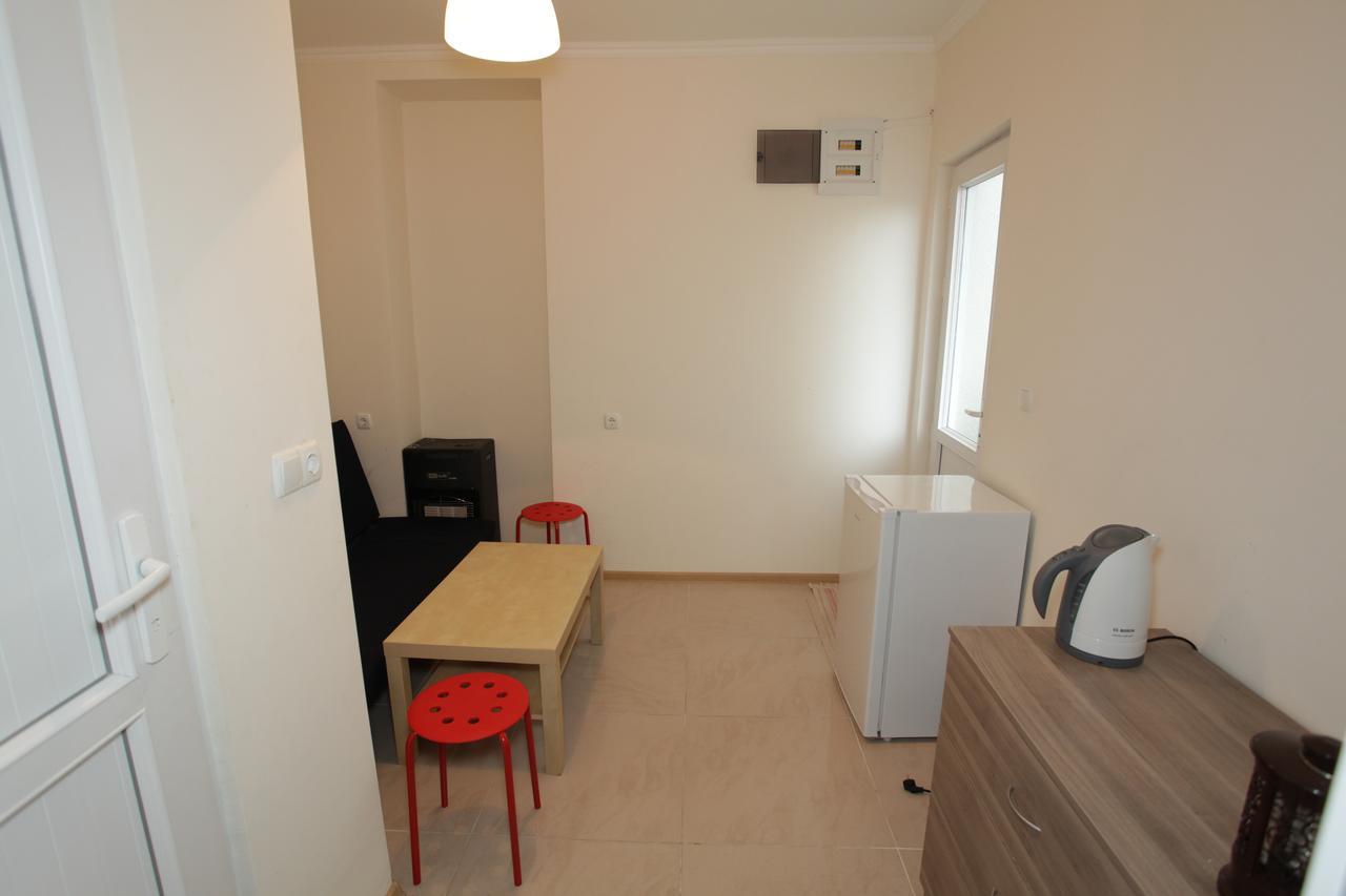 Sukhum City Mini Hotel Sochumi Exterior foto